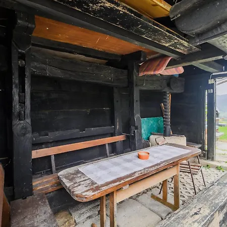 Trta With Vineyard View *