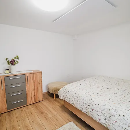 Trta With Vineyard View Appartement *