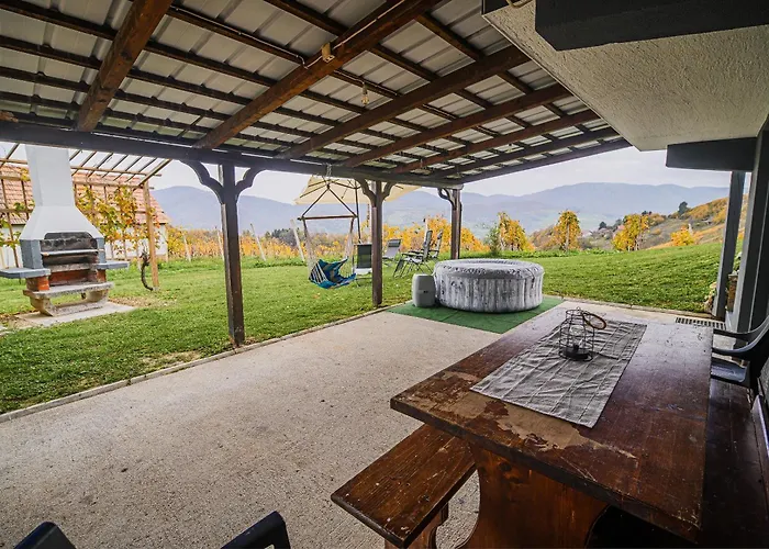 Trta With Vineyard View *