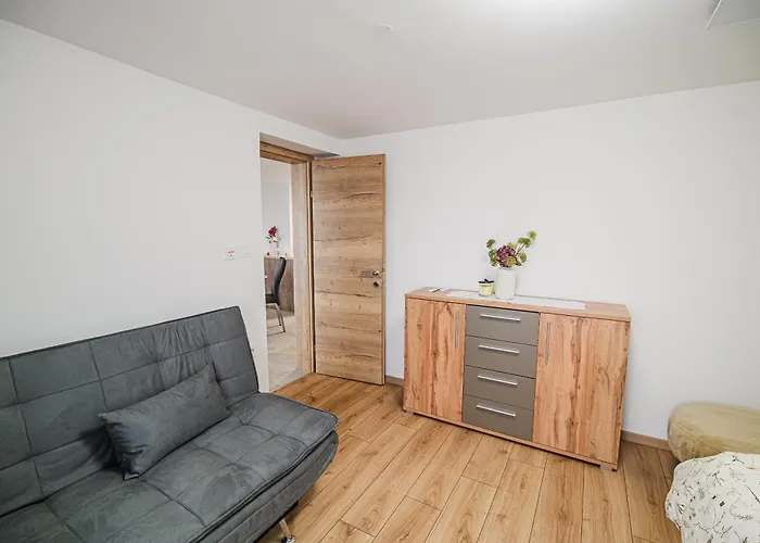 Trta With Vineyard View *